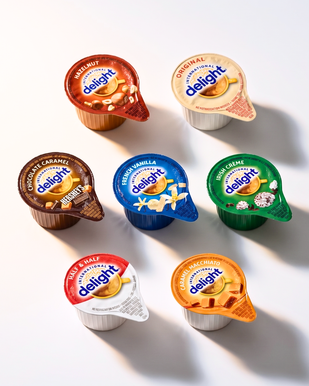 International Delight Coffee Creamer Singles 7-Flavor Variety Pack with Hershey’s, Irish Crème & More - TRIONI Treats
